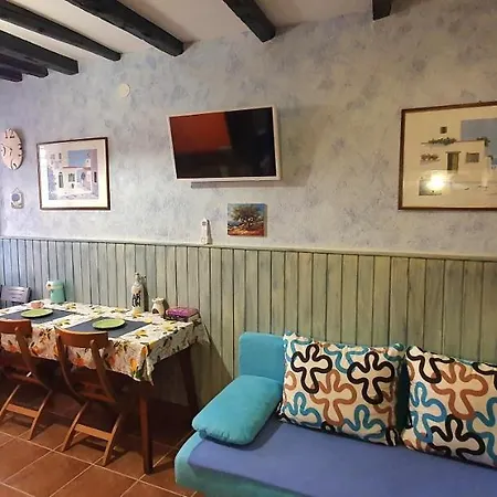 Old Town With Free Bike Included *